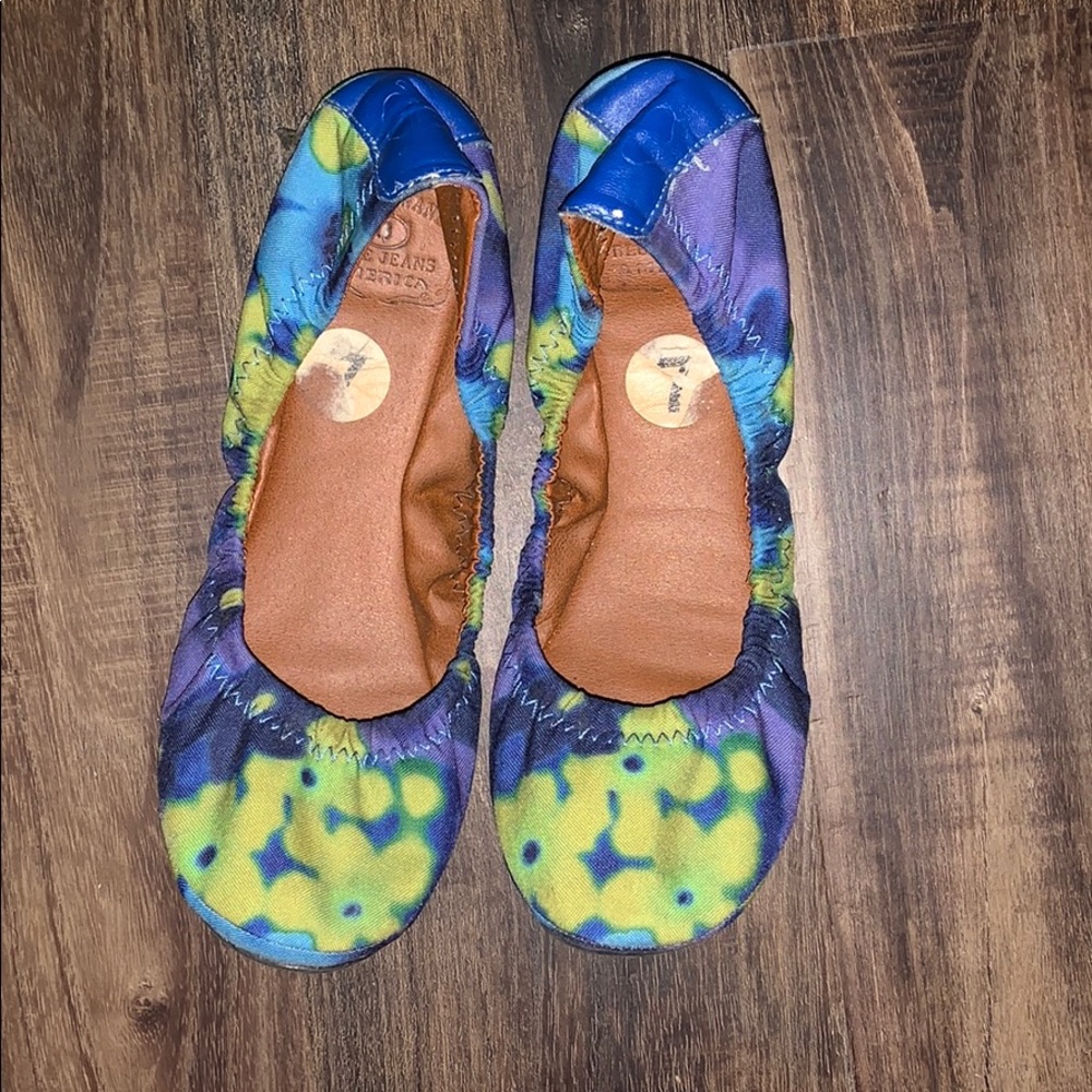Floral flats
